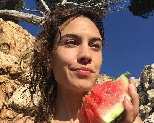 娱乐圈失眠者吃瓜